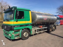 camion Mercedes Actros 2543 isolated 14.500 liter