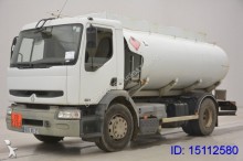 camión cisterna Renault
