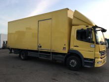 camion fourgon polyfond Mercedes