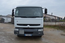 camión cisterna hidrocarburos Renault