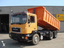 camion benne MAN