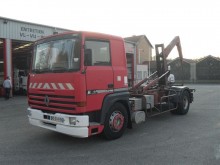 camion polybenne Renault