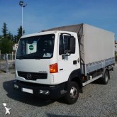 camion savoyarde Nissan