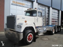 camion Mack DM 685 S 8x6