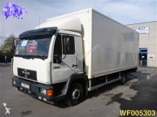 camion fourgon MAN