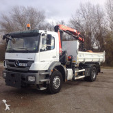 camion ribaltabile trilaterale Mercedes