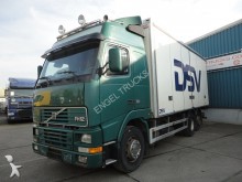 camion furgone Volvo