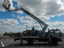 camión plataforma elevadora Renault