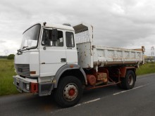 camion tri-benne Iveco