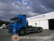 camion multibenne Volvo
