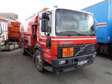 camion Volvo FL6 15