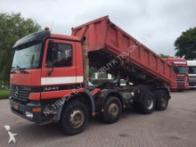 camion tri-benne Mercedes