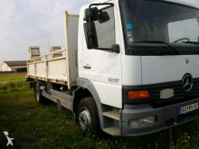 camión caja abierta estándar usado