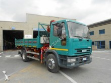 camión volquete trilateral Iveco