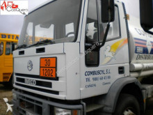 camión cisterna Iveco