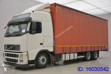 camion Teloni scorrevoli (centinato alla francese) Volvo