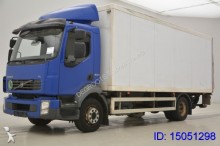 camion fourgon Volvo