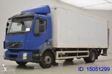 camion fourgon Volvo