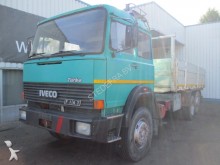 camion plateau Iveco