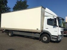 camion fourgon polyfond Mercedes