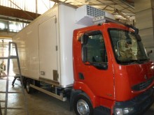 camión Renault Midlum 220.12 DXI