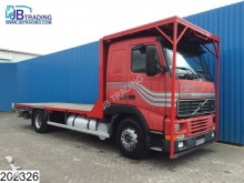 camion piattaforma Volvo