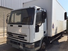 camion fourgon polyfond Iveco