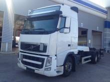 camion porte containers Volvo