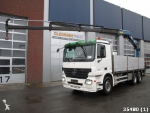camión caja abierta Mercedes