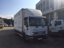 camión para ganado Iveco