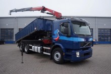 camion ribaltabile Volvo