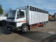 camion bétaillère bovins Mercedes