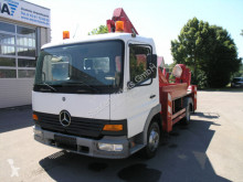 camion nacelle Mercedes