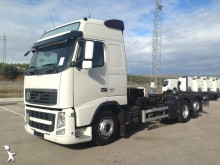 camion porte containers Volvo