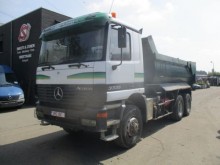 camion benne Mercedes