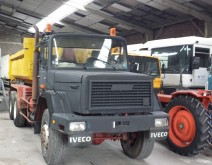 camión Iveco 330.30