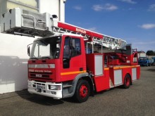 camión bomberos Iveco