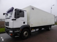 camion furgone MAN