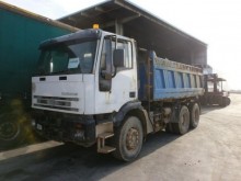 camión Iveco Eurotrakker 260E30