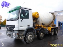 camion béton Mercedes