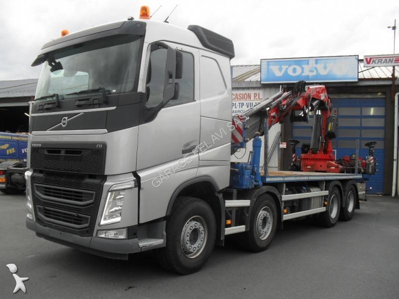 Camion Volvo piattaforma standard FH 500 8x4 Euro 6 gru