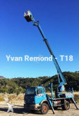 camión plataforma elevadora Renault