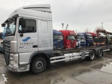 camion portacontainers DAF