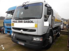 camión cisterna hidrocarburos Renault