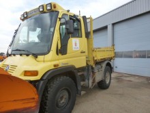 camion ribaltabile Unimog