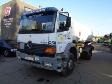 camion citerne Mercedes