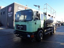 camion citerne MAN