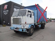 camion plateau ridelles Volvo
