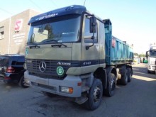 camion benne Mercedes