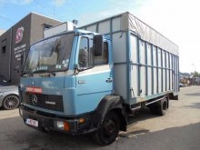 camión remolque para caballos Mercedes